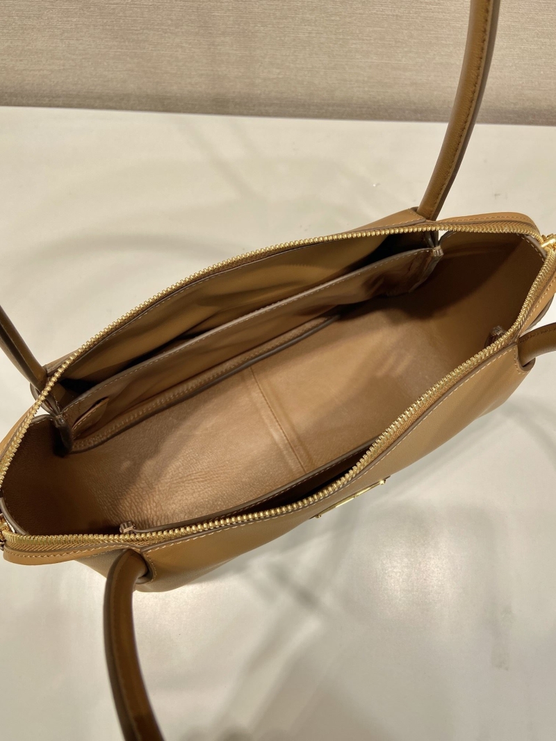 Pra*a top handle bags